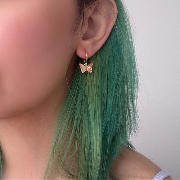 NEW IN! gold butterfly drop earrings (buy 1 get two free!!!) - Picture 3 of 6
